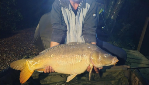 A 33 lb fish from Eau De Vie North, Mirror PB, Aug 2025