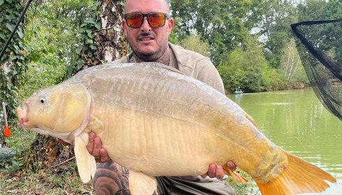 A 27 lb 7 oz carp from Eau De Vie North, Sep 2026