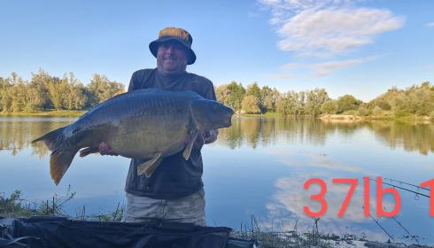 A 37 lb 14 oz carp from Beaurepaire, Richard Davies, Oct 2023