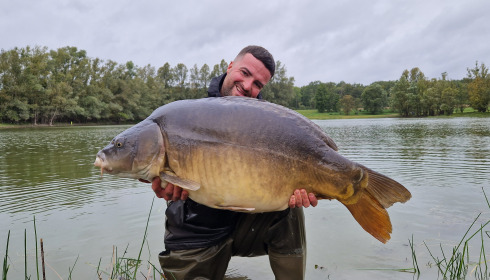 A 51 lb 13 oz fish from Beaurepaire, Mirror Carp, Sep 2024