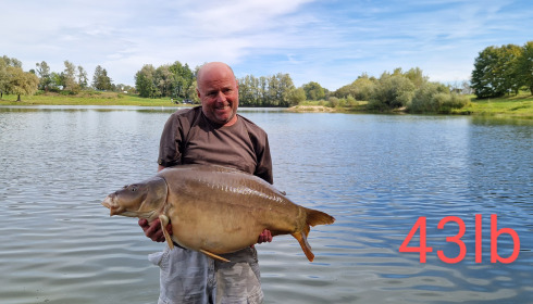 A 43 lb 8 oz carp from Beaurepaire, Richard Davies, Oct 2023