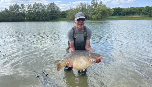 A fish from Beaurepaire, 49lb Mirror, May 2025
