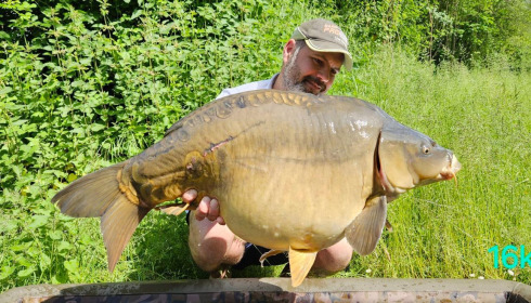 A 35 lb carp from Blue Lake, May 2024