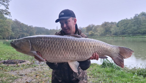 A 33 lb fish from Cailleaux, Grass carp, Oct 2024