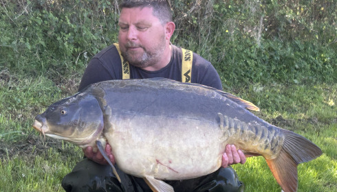 A 47 lb 2 oz fish from Carrouge, Mirror 47lb, Apr 2025