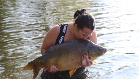 A 24 lb fish from Carrouge, 24lb Mirror, Apr 2025