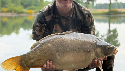 A 25 lb fish from Carrouge, mirror, May 2025