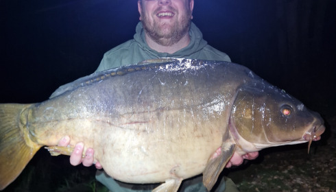 A 31 lb 8 oz carp from Cerises, May 2025