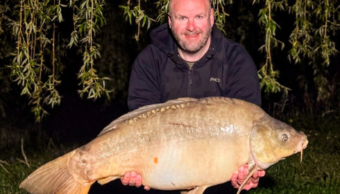 A 33 lb fish from Deux Iles, Mirror, Apr 2025
