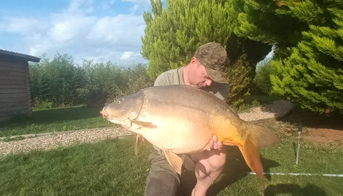 A 33 lb 6 oz carp from Deux Iles, Craig Moore, Sep 2023