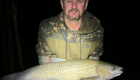A 25 lb 5 oz grass carp from Eau De Vie North, Dean Williams, Oct 2024
