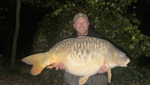 A 42 lb fish from Eau De Vie North, Mirror, Apr 2025