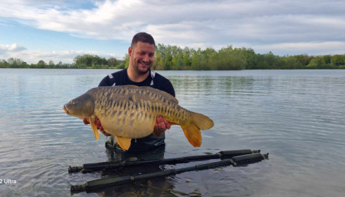 A 32 lb 1 oz fish from Fullys Lake, Beautiful scaley, Apr 2024