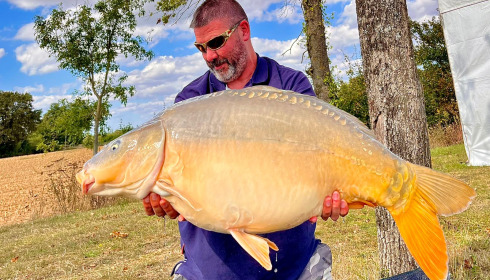 A carp from Heart Lake, Oct 2023
