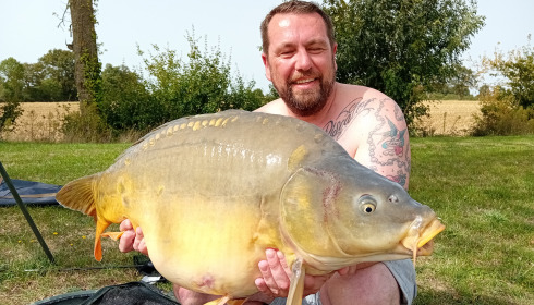A 39 lb 1 oz carp from Heart Lake, James Richards, Sep 2023
