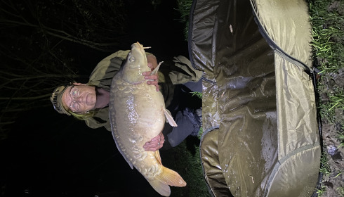 A 30 lb 2 oz carp from Jonchery 7, Tracy Evans, Nov 2025