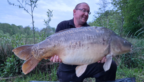 A 43 lb 4 oz carp from Jonchery 8, Dave Pillman, May 2024