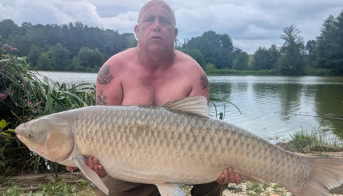 A 54 lb 6 oz fish from Jonchery 8, Grassie, Jul 2025
