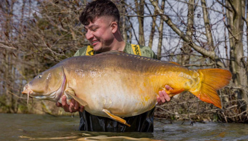 A 59 lb carp from Jonchery, Ashley Day, Mar 2024