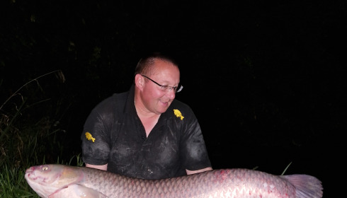 A 62 lb 4 oz fish from Jonchery, Pb grass carp, Sep 2023