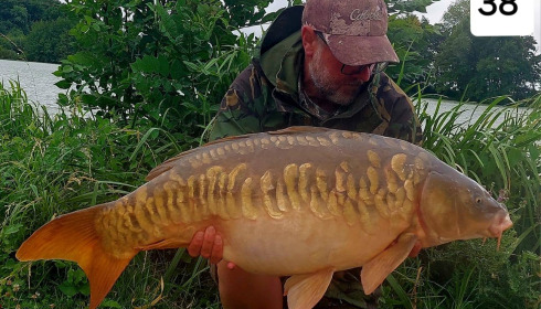 A 38 lb carp from Jonchery, Jul 2025
