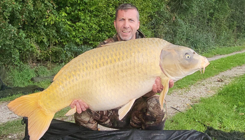 A 52 lb fish from Jonchery, Pb common, Aug 2023