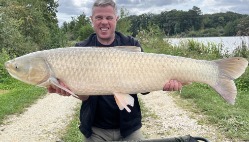A 44 lb fish from Jonchery, Pb Grassy, Sep 2024