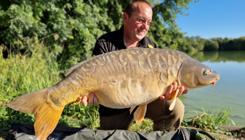 A 45 lb 8 oz fish from Jonchery, Scaley mirror, Sep 2023