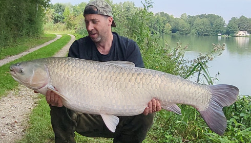 A 54 lb fish from Jonchery, Pb grassy, Aug 2023