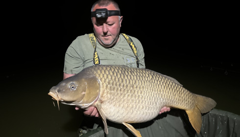 A 55 lb fish from Jonchery, PB Common 55lb on the nose, May 2024