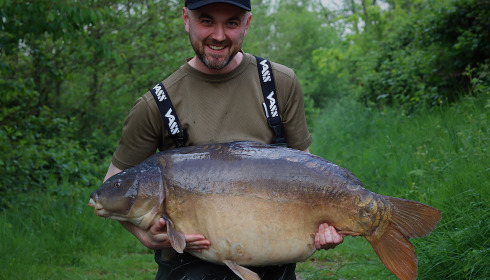 A 54 lb carp from La Fonte, Lewis Redding, May 2024