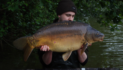 A 34 lb carp from La Fonte, Lewis Redding, May 2024