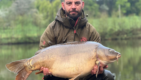 A 39 lb 12 oz fish from La Fonte, Mirror, Apr 2025