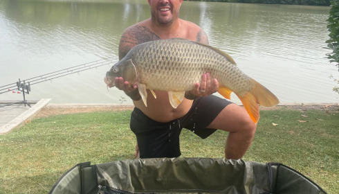 A 39 lb 3 oz fish from Landes, Aug 2024