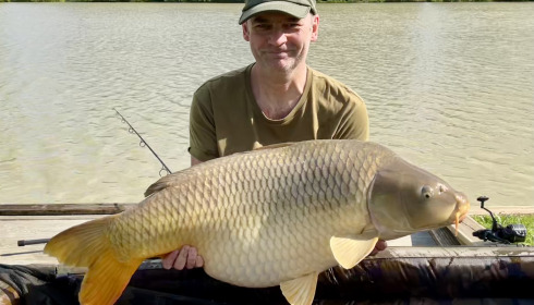 A 42 lb 3 oz carp from Landes, Darren Williams, Apr 2024