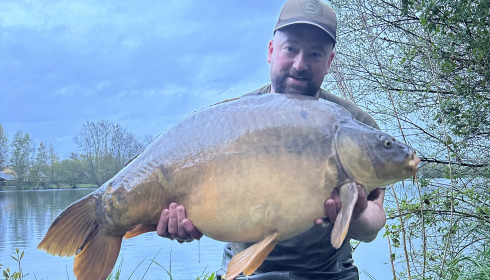 A 36 lb 10 oz carp from Laroussi, Darren Thornton, Apr 2024