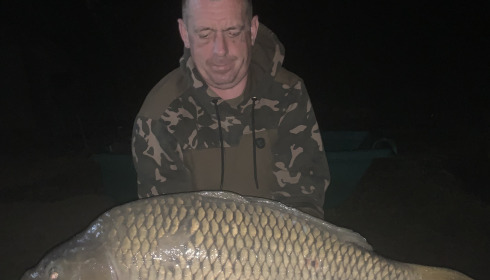 A 36 lb carp from Lepinet North, Apr 2024
