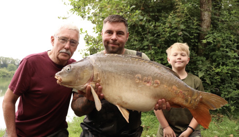 A 40 lb 1 oz fish from Lepinet North, Jul 2024
