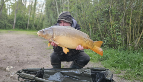 A 29 lb carp from Lepinet North, Ross Munro, Apr 2024