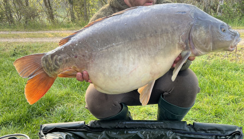 A 35 lb carp from Lepinet South, Benjamin Clarke, Apr 2023