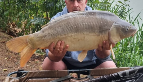 A 35 lb carp from Lillybelle, Warren Mulligan, Aug 2025