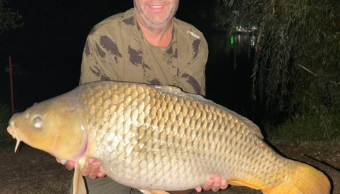 A 30 lb carp from Lillybelle, Ian Morris, Aug 2025