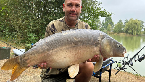 A 27 lb 12 oz carp from Lillybelle, Ian Morris, Aug 2025