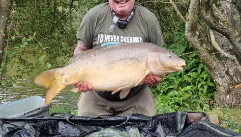 A 37 lb 8 oz carp from Lillypool, Shaun Shergold, Sep 2024
