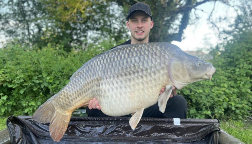 A 56 lb 4 oz carp from Lillypool, May 2023