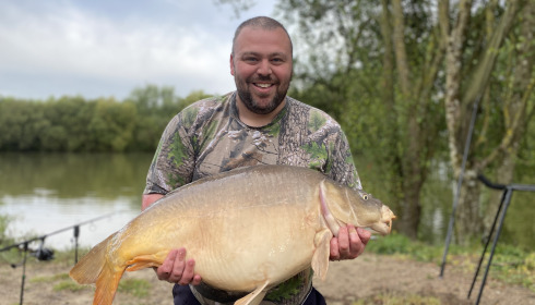 A 38 lb 8 oz carp from Lillypool, Simon Bishop, Jul 2024