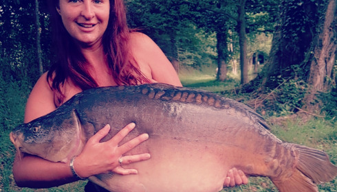 A 44 lb fish from Linstant, 44lb mirror carp, Jul 2024