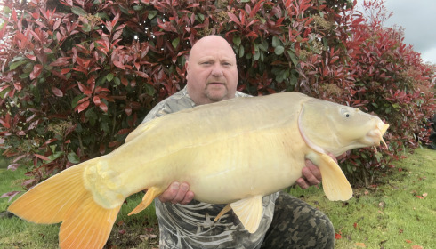 A 23 lb carp from Maniere, Apr 2024