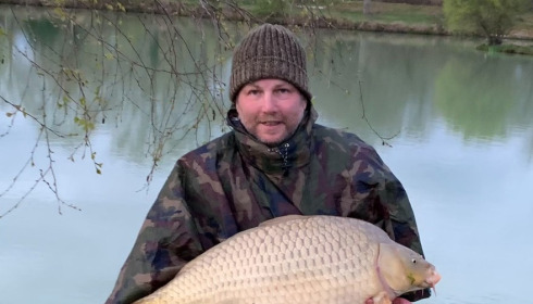 A 29 lb 5 oz carp from Maniere, Mar 2025