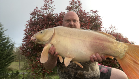 A 23 lb carp from Maniere, Apr 2024